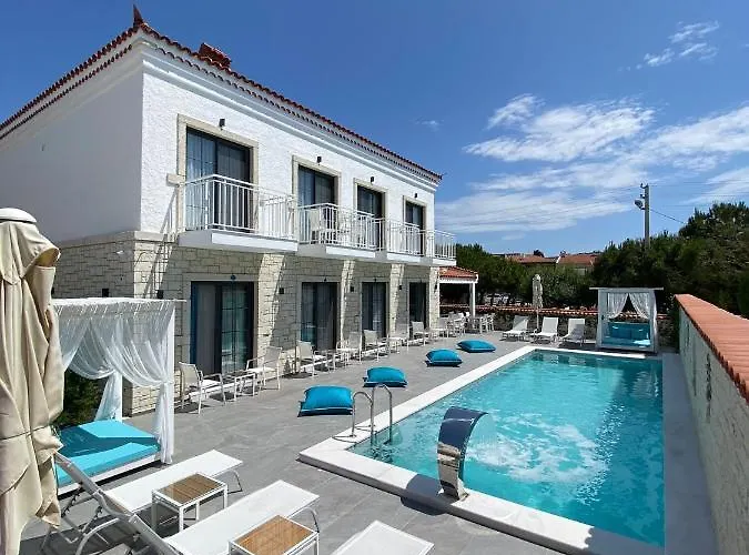 Bahar Butik * Çeşme