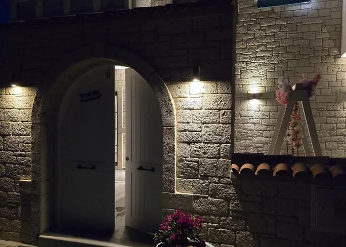 Bahar Butik * Çeşme